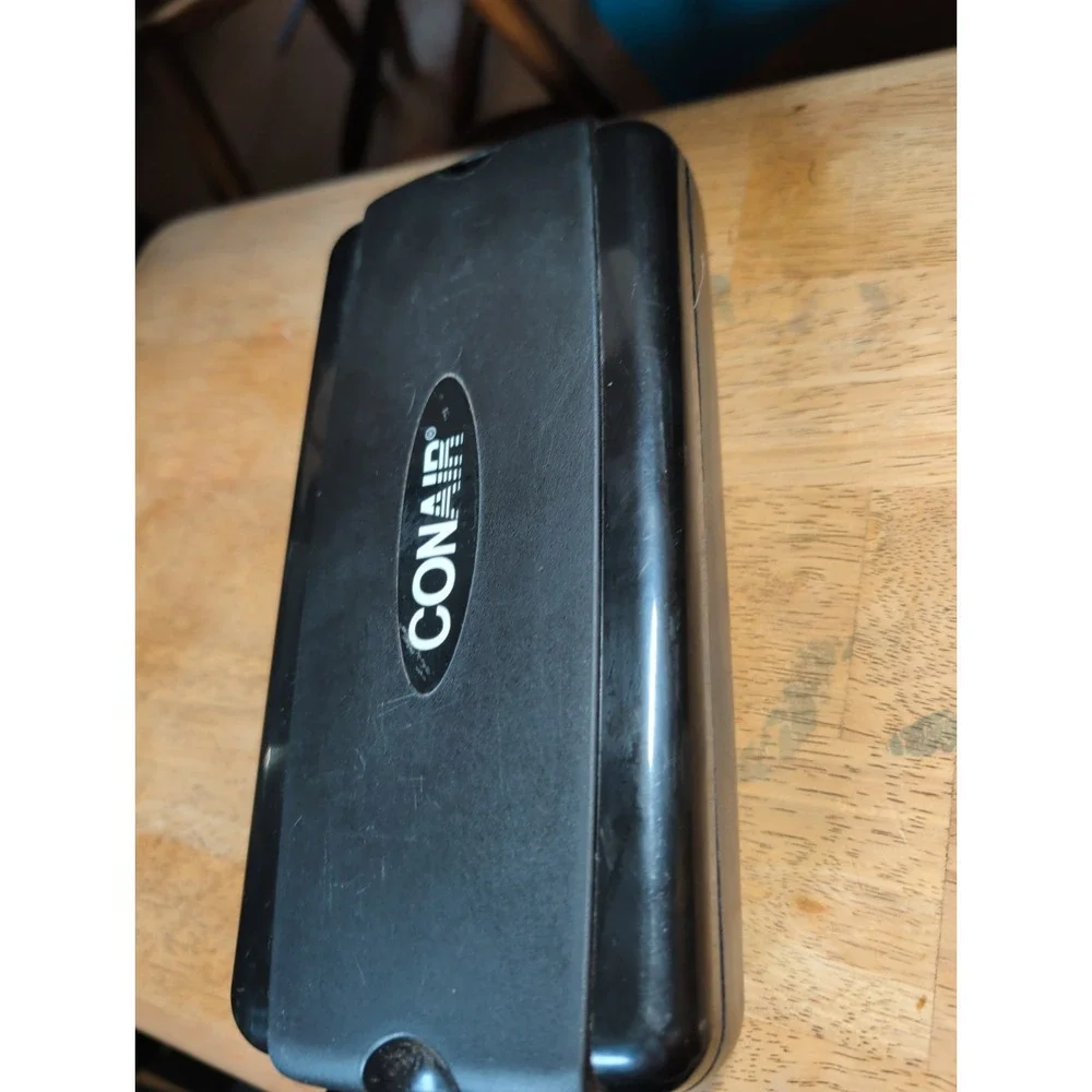 CONAIR Chrome Hair Care Clippers Tested Works With Attachments And Case. VG